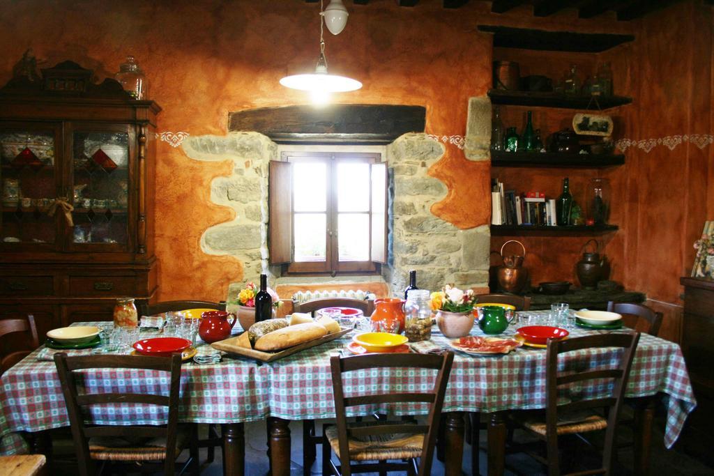 Villa Torre Di Vignale Palazzo del Pero Habitación foto